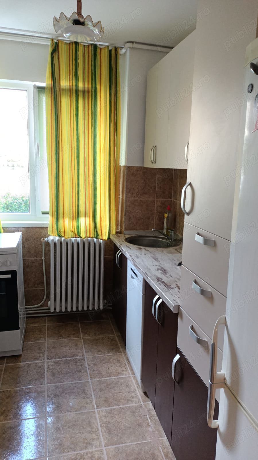 Închiriez apartament 500euro negociabil