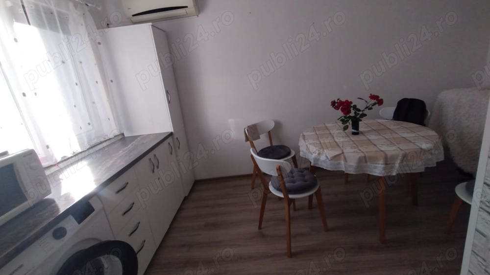 Apartament cu 3 camere 