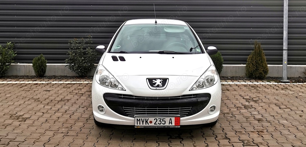 Peugeot 206+An 2010-Germania - Benzină - 148560 km