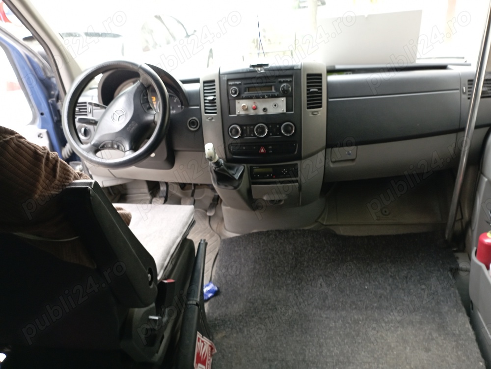 Vând Microbuz Mercedes 519 Airco