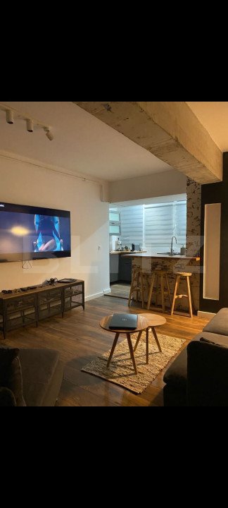 Apartament tip studio 48 mp, prima inchiriere, parcare privata, zona Bacriz