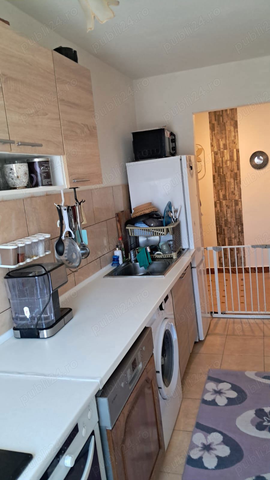 vând apartament sau schimb cu casa