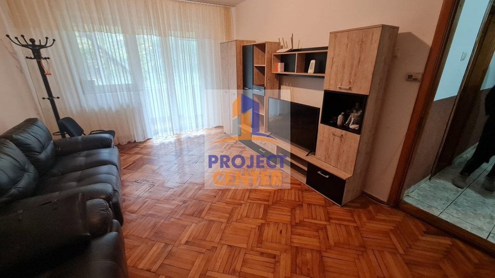 Apartament 3 camere, Banat, confort 1, parter