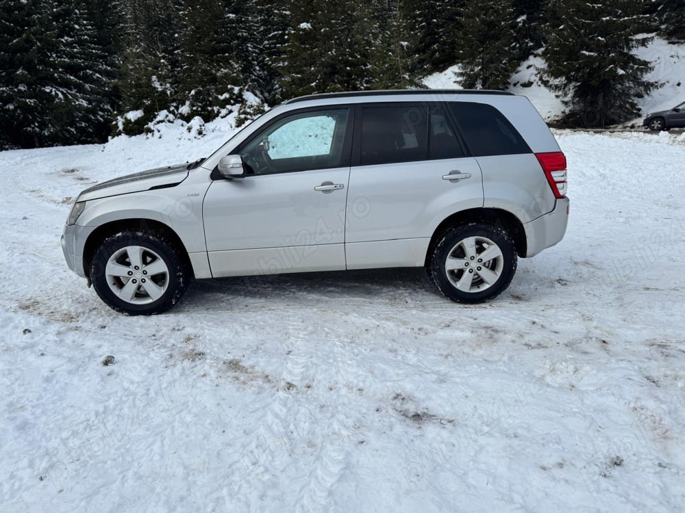 suzuki grand vitara 2011