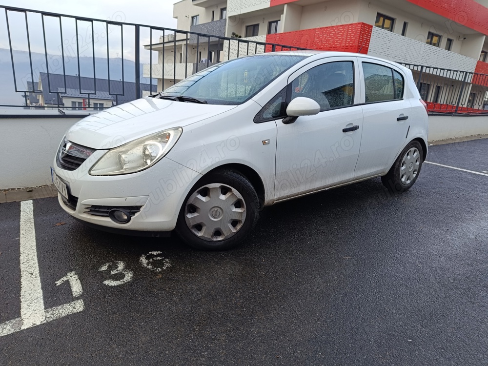 vând Opel CORSA