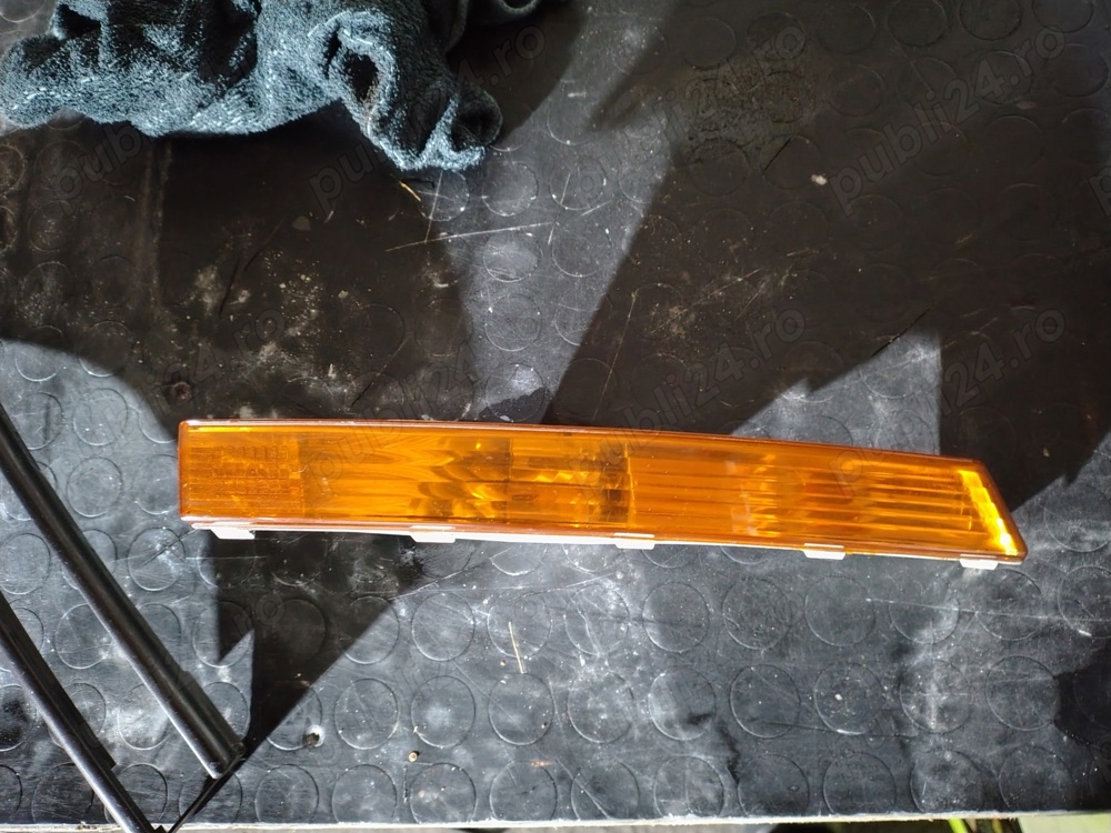 semnalizare bara fata dreapta Volkswagen PASSAT B6 