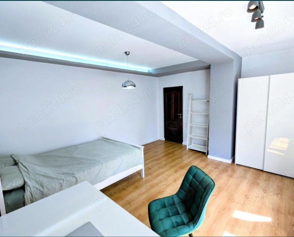 Apartament Studio Bloc Nou Intre Lacuri Iulius Mall FSEGA 50 mp