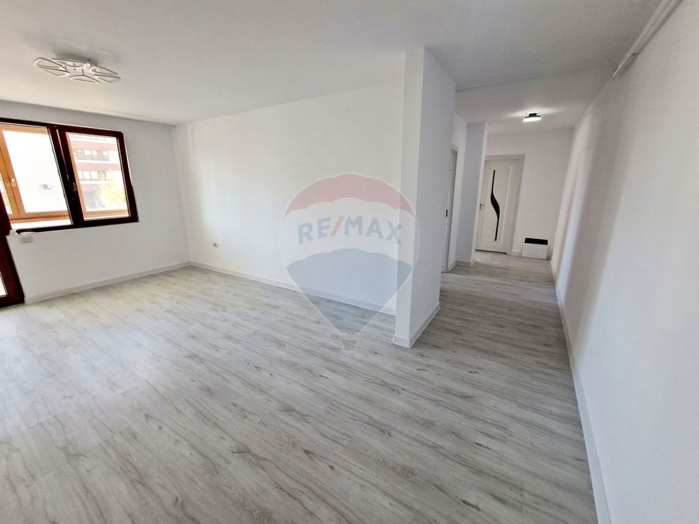 Apartament cu 2 camere de vânzare în Cartierul Tei C3