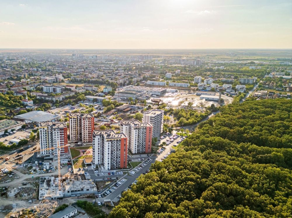 3 camere, spatios, etajul 2 - cu vedere spre Padurea Verde