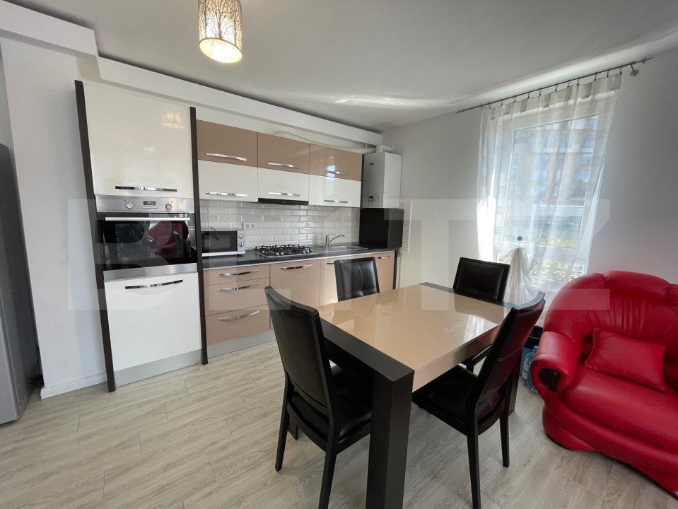 Apartament 3 camere, parcare subterana, 75 mp, zona Piața 1 Mai