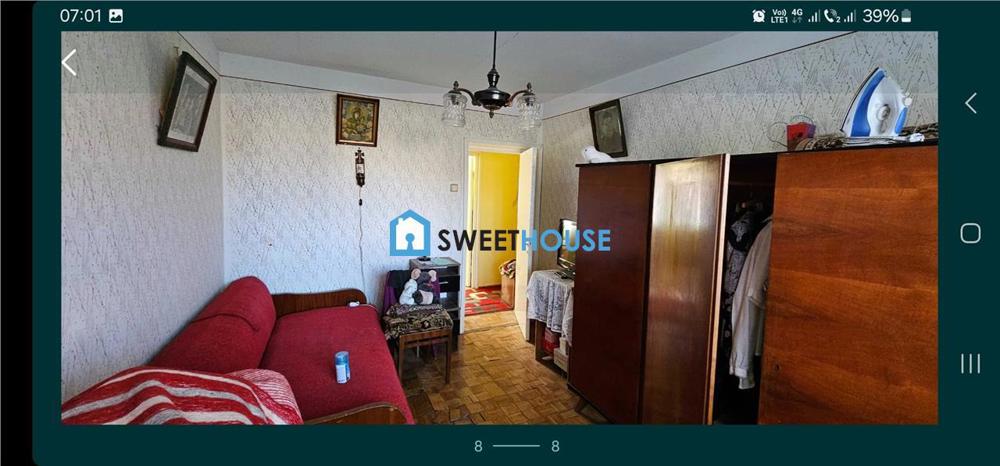 Apartament cu trei camere