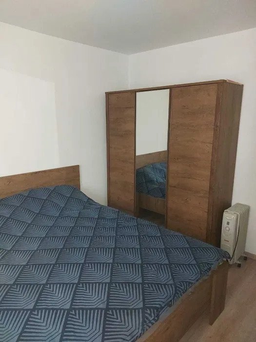 Apartament de 2 camere, 55 mp, AC, balcon, zona Basarabia