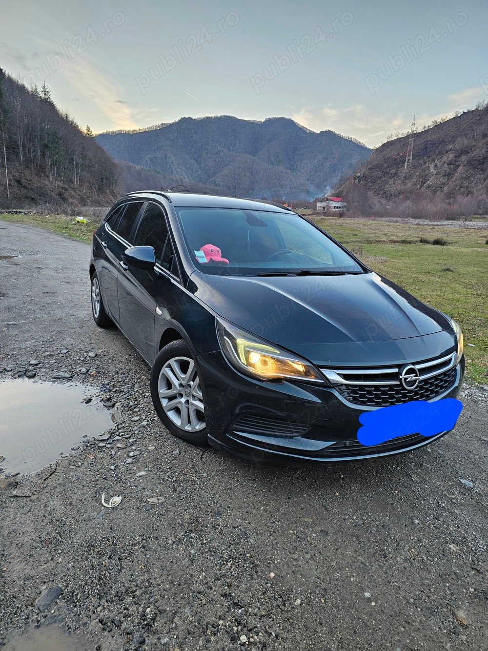 Vând sau schimb Opel astra k sport turer 2017