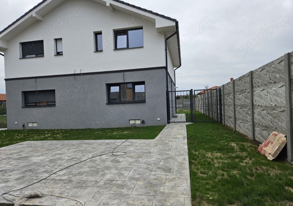 De vânzare casa tip duplex Giarmata vii