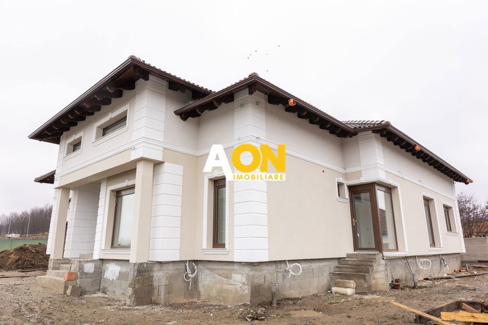 Casă 6 camere în Ciugud, dotări premium și design modern, 710 mp teren