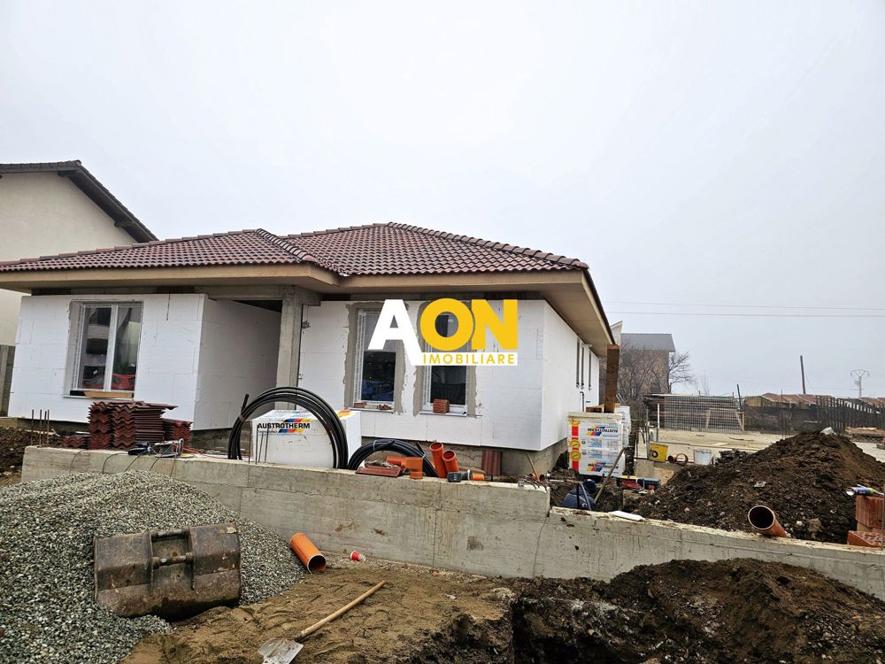 Casa individuala in Cetate, 4 camere, 2 bai, 473mp teren