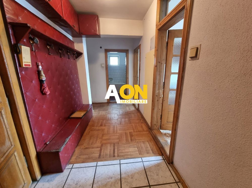 Apartament 3 Camere Decomandat, Zona Hotel Cetate