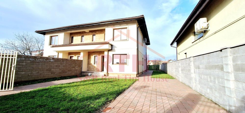 Oferim spre inchiriere Casa-Duplex, cu 5 camere, situata in Chisoda