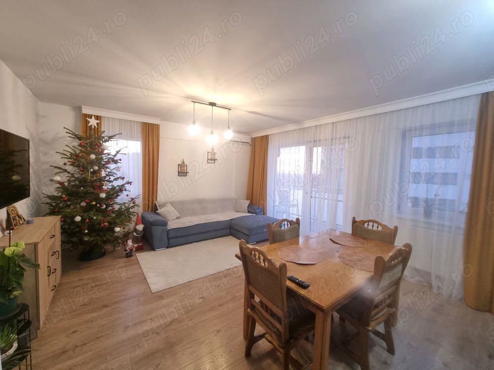 Vând apartament 3 camere Prima Onestilor