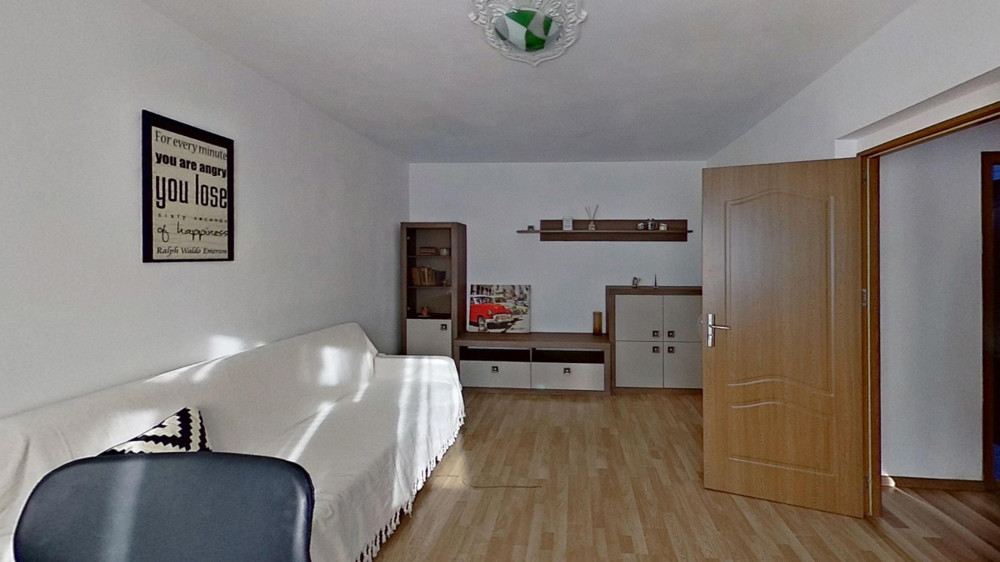 Apartament luminos, la doar 2 minute de metrou Dristor