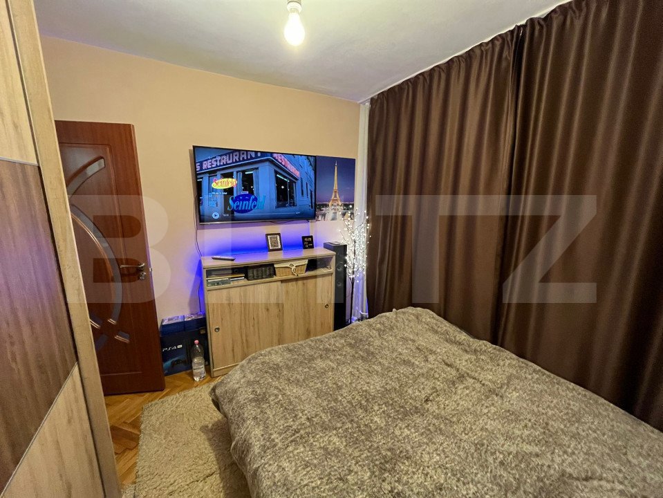 Apartament 3 camere de vânzare, 75 mp, zona Dacia