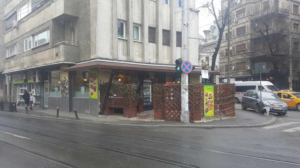 Vand spatiu comercial de 115 mp - Restaurant in functiune