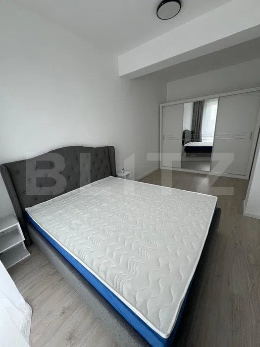 Apartament, 2 camere, 54 mp, parcare, zona Vivo