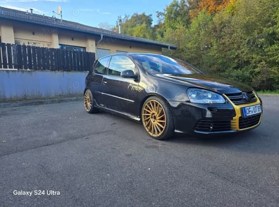 Vand sau schimb golf 5 GTI pachet R32