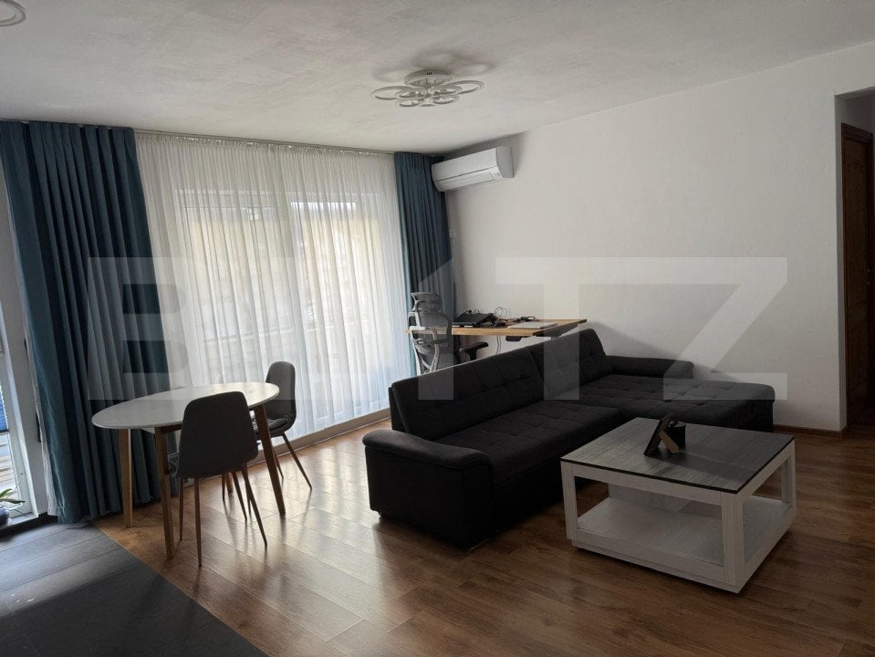 Apartament semidecomandat, 2 camere, boxa, parcare si garaj, zona Eroilor