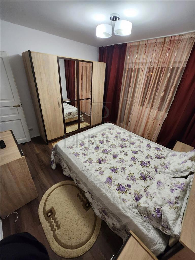 Apartament 3 camere - Zona Lipovei - Centrala Proprie