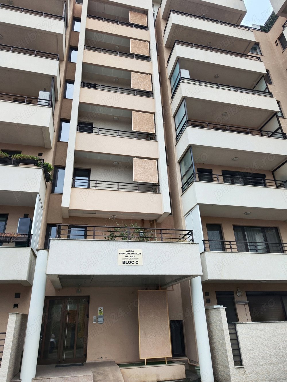 Vand apartament Al. Privighetorilor