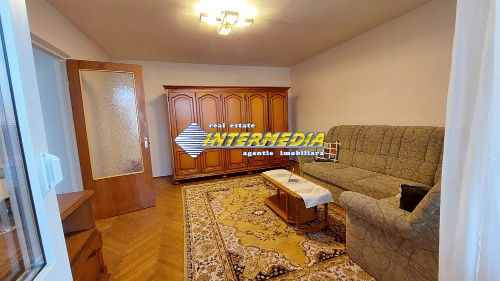 Apartament cu 2 camere mobilat si utilat in Alba Iulia zona Cetate