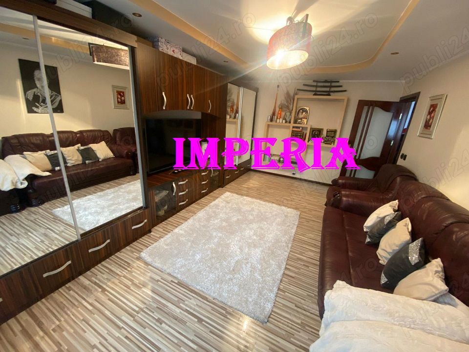 Apartament cu 2 camere, zona Scoala nr.8- T. Vladimirescu, etajul 2