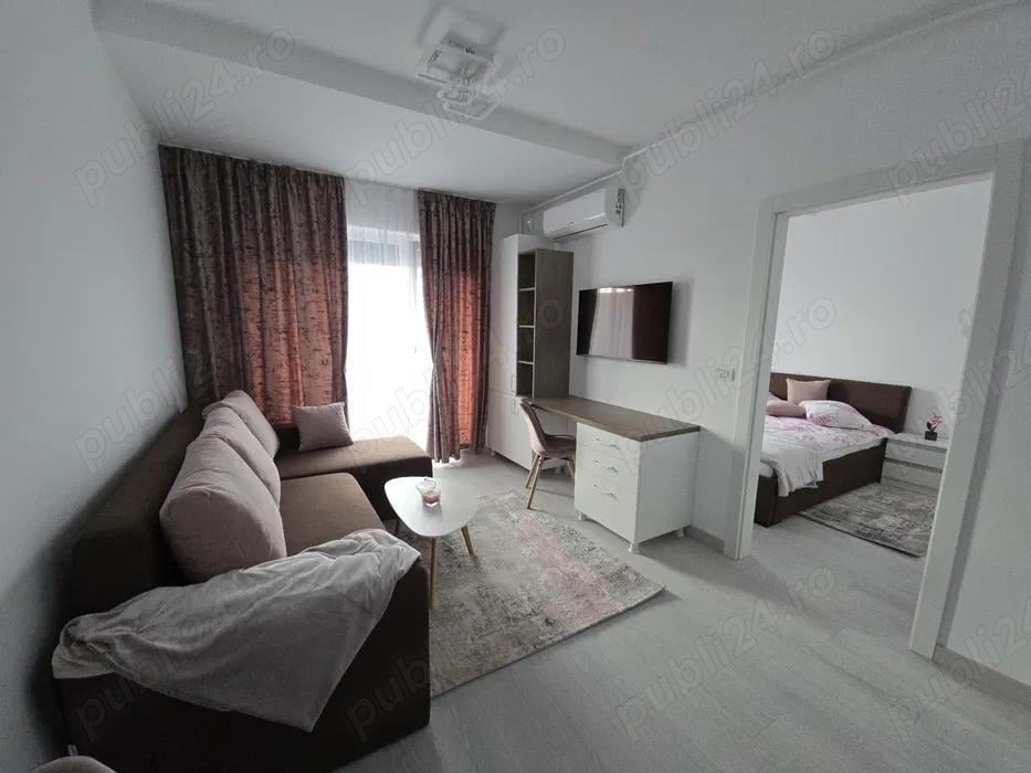 Închiriez apartament 2 camere adora park arad