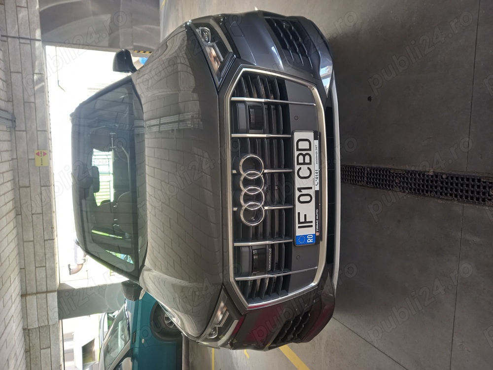 Vand AUDI Q7 gri 2021