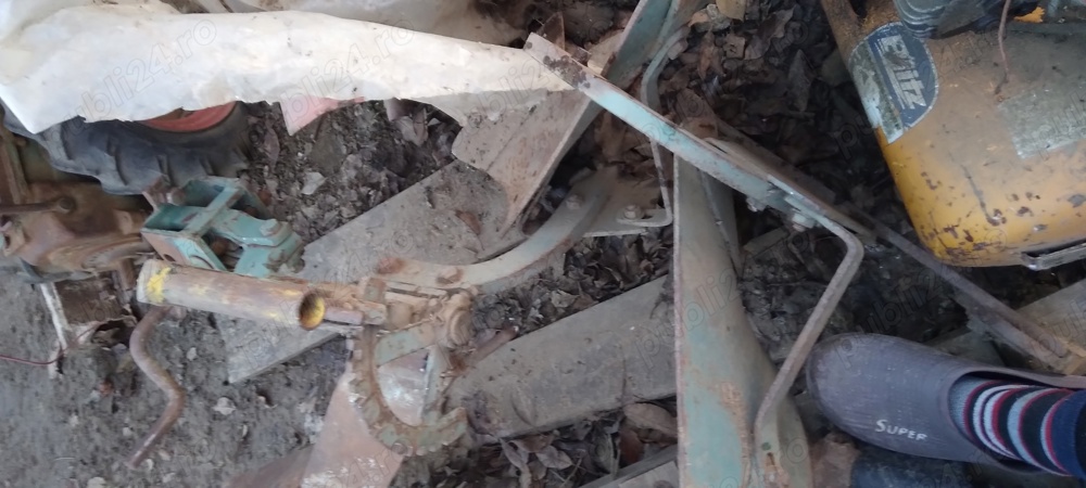 plug pentru motocultor