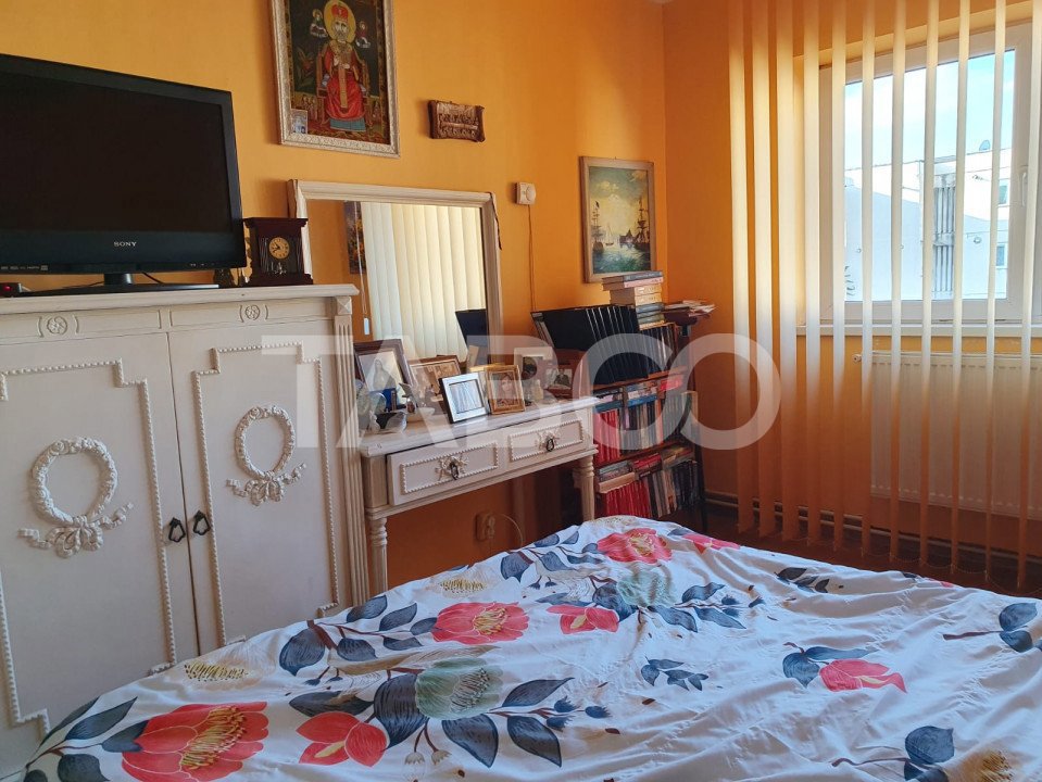 Apartament de vanzare 4 camere 121 mp utili zona Bulevardul Unirii