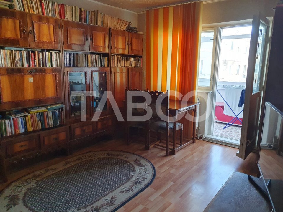 Apartament de vanzare 4 camere 121 mp utili zona Bulevardul Unirii