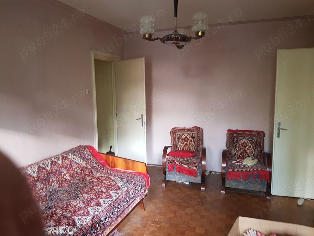 Vand apartament 2 camere