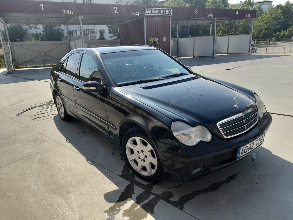 Vind mercedes c200 impecabil pret, 1800e negociabil.