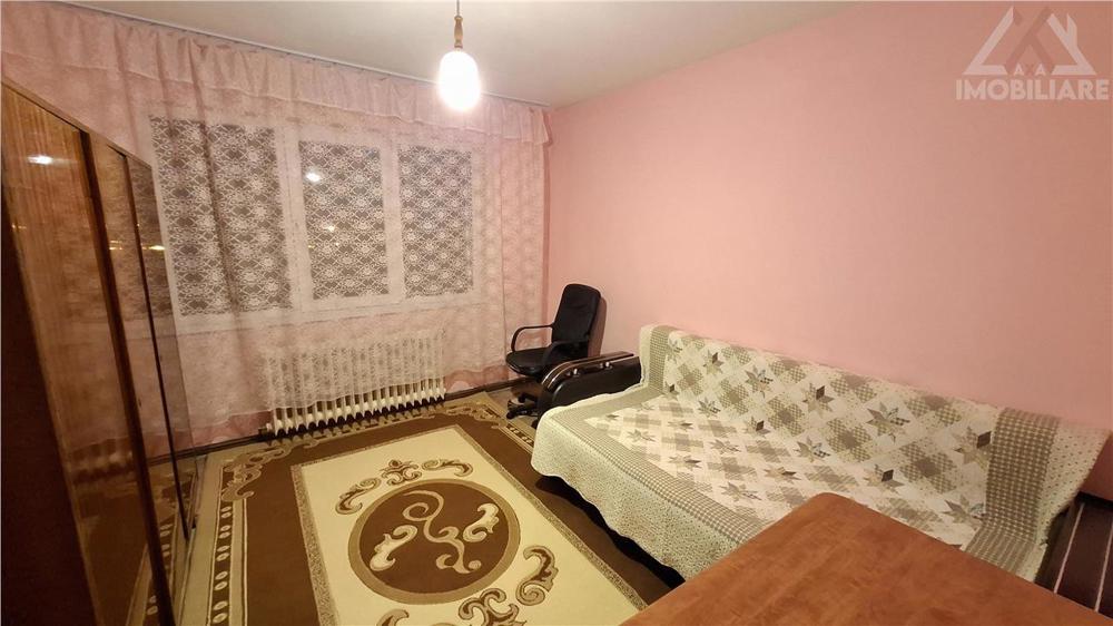 Apartament 3 camere Tatarasi Ciurchi