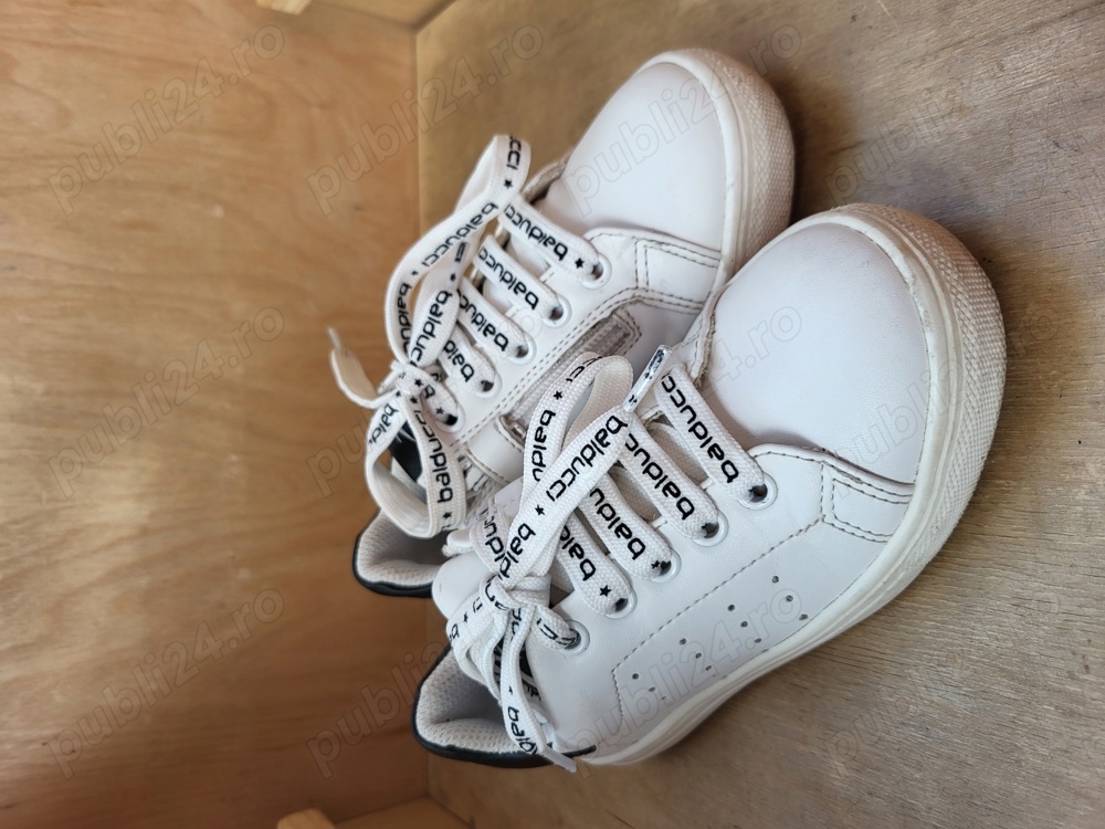 Teniși, adidași din piele Balducci măsura 27