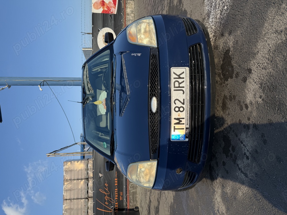 Vând Ford Fiesta 1.2 Benzina fabricat în 2002