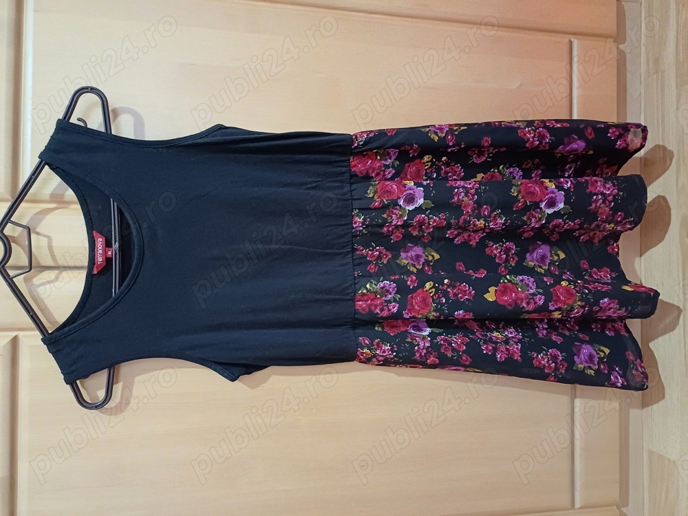 Vand rochie de vara, Terranova, M, în stare perfectă