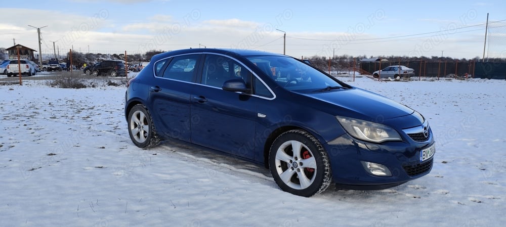 VARIANTE+ - Opel Astra J sport edition 1.7cdti 125cp 2010