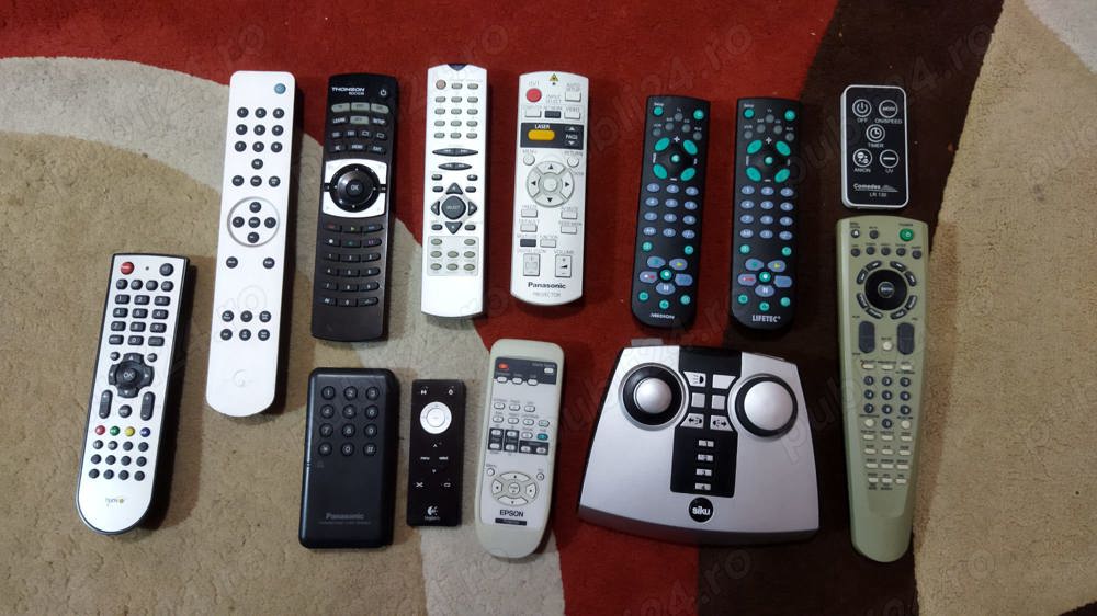 telecomenzi audio HI-Fi diferite modele