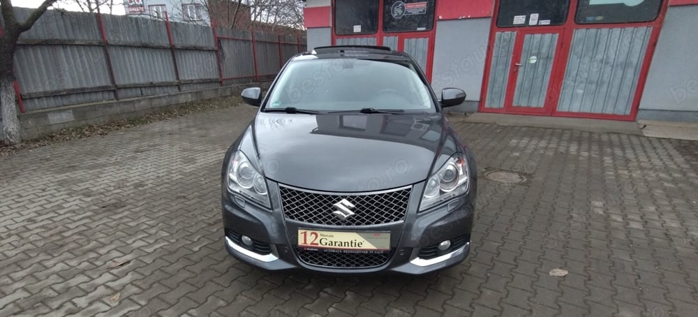 Suzuki Kizashi Xenon, Navi, piele, Premium