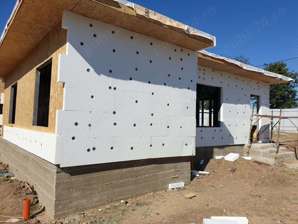 Amenajări interioare  Amenajări interioare