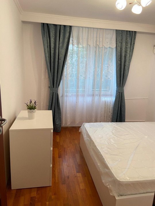 Apartament 2 camere, decomandat 55 mp, 2 ac, metrou aproape, Crangasi