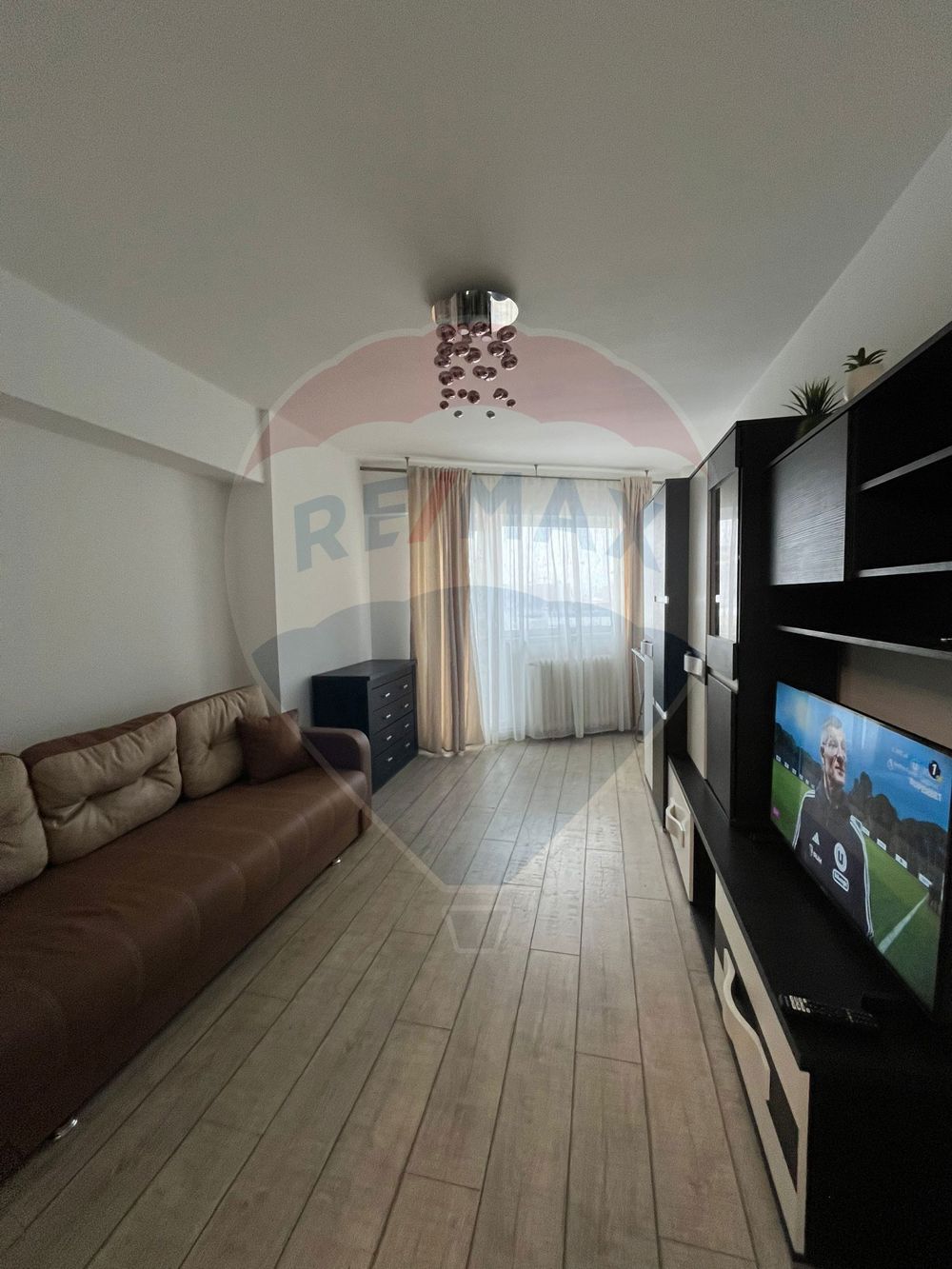 Apartament cu 2 camere de închiriat în zona Traian